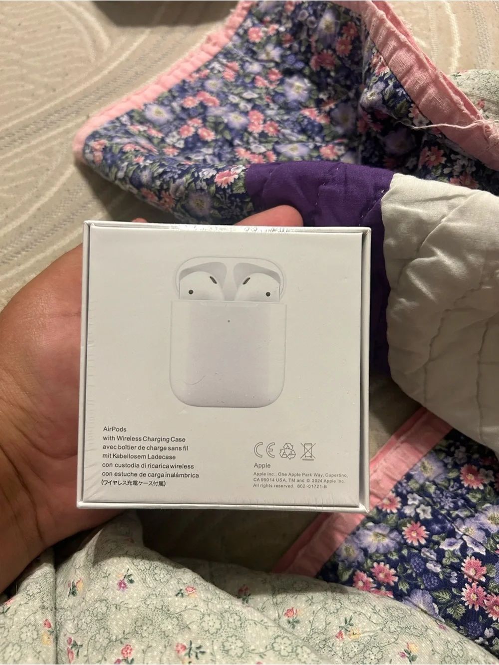 Apple White Wireless Earbuds (AirPods)